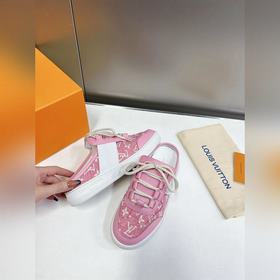 Louis Vuitton (Луи Виттен/LV) – новейшая модель, синхронная прода