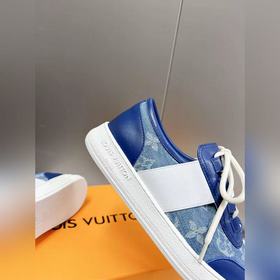 Louis Vuitton (Луи Виттен/LV) – новейшая модель, синхронная прода