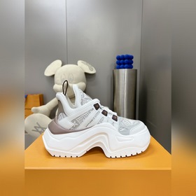 #Лучшие женские туфли LV Cruise23 Archlight2.0, представленные на