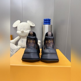#Лучшие женские туфли LV Cruise23 Archlight2.0, представленные на