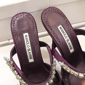 MANOLO BLAHNIK 9 см каблук LURUM» туфли-муле из шелкового атласа 