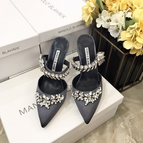 MANOLO BLAHNIK 9-сантиметровые туфли на высоком каблуке LURUM из
