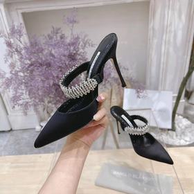 MANOLO BLAHNIK 9 см каблук LUTARA» туфли-муле из шелка с кристалл