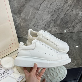 Одновременная продажа в магазинах McQueen Модные универсальные б