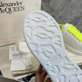 Одновременная продажа в магазинах McQueen Модные универсальные б