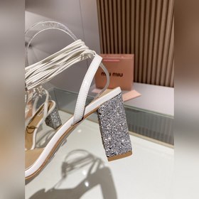 Высочайшее качество Miu Новая модель 2023 года — босоножки на выс