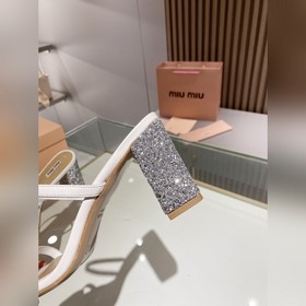 Высочайшее качество Miu Новая модель 2023 года — босоножки на выс