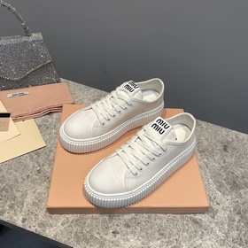 Miumiu 2023 весна-лето новые кеды Верх： джинсовая ткань Подкладка