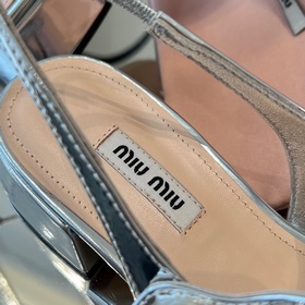 MiuMiu лакированные туфли на каблуке с задним ремешком «Белый» Ма