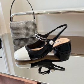 MiuMiu лакированные туфли на каблуке с задним ремешком «Белый» Ма