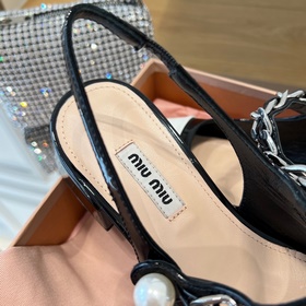 MiuMiu лакированные туфли на каблуке с задним ремешком «Белый» Ма