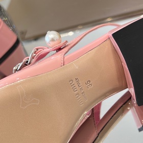 MiuMiu лакированные туфли на каблуке с задним ремешком «Белый» Ма