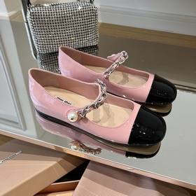 MiuMiu лакированные балетки на плоской подошве | Высочайшее качес