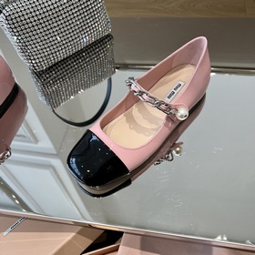 MiuMiu лакированные балетки на плоской подошве | Высочайшее качес