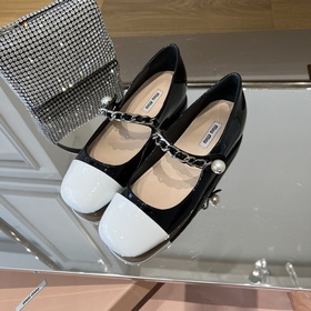 MiuMiu лакированные балетки на плоской подошве | Высочайшее качес
