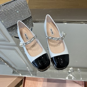 MiuMiu лаковые балетки на плоской подошве | Высочайшее качество «