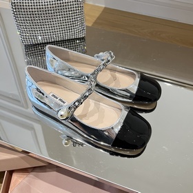 MiuMiu лакированные балетки на плоской подошве | Высочайшее качес