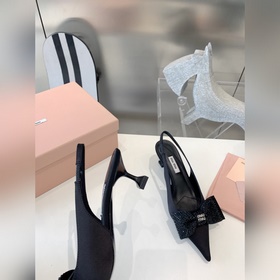 Покупка по доверенности MIUMIU 2023 весна-лето, новейшая коллекци