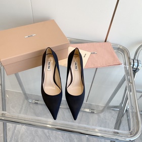 Новинка ранней весны. Высочайшее качество! MIUMIU Miu 2023 весна-