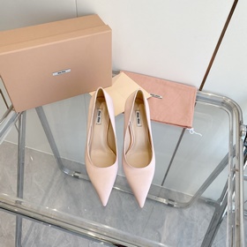 Новинка ранней весны. Высочайшее качество! MIUMIU Miu 2023 весна-