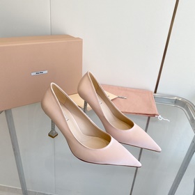 Новинка ранней весны. Высочайшее качество! MIUMIU Miu 2023 весна-