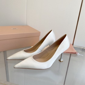 Новинка ранней весны. Высочайшее качество! MIUMIU Miu 2023 весна-