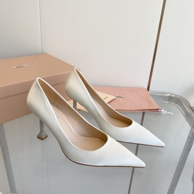 Новинка ранней весны. Высочайшее качество! MIUMIU Miu 2023 весна-