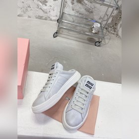 Бег по цене Miu 2023 Новая модель Популярная модель «грязные» туф