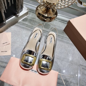 Обновленная модель miumiu весна-лето 2023 года. Простые туфли с к