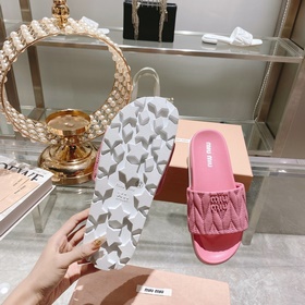 Miu*Miu 2023 весенне-летняя коллекция модных тапочек 1：1, мгновен