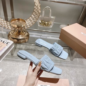 Miu*Miu 2023 весенне-летняя коллекция модных тапочек. 1：1 копия, 