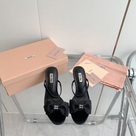 Модные сандалии miumiu весна-лето 2023 года из высококачественног
