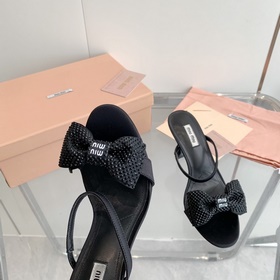 Модные сандалии miumiu весна-лето 2023 года из высококачественног