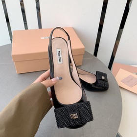 23 Обновленная модель miumiu 23 с тонким каблуком и широким каблу