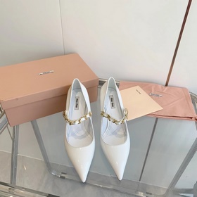 Модные туфли miumiu ранней весны 2023 года, туфли с заостренным н