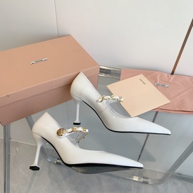 Модные туфли miumiu ранней весны 2023 года, туфли с заостренным н