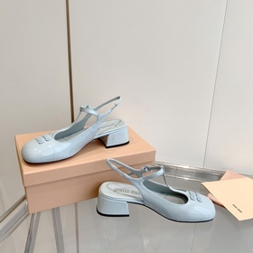 Обновленная версия miumiu весна-лето 2023 года： туфли-лодочки с к