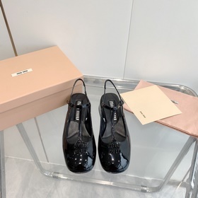 Обновленная версия miumiu весна-лето 2023 года： туфли-лодочки с к