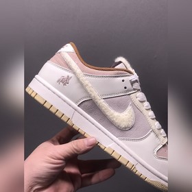 Nk Dunk Low Year of the Rabbit, тематика «Кролик», низкие кроссов