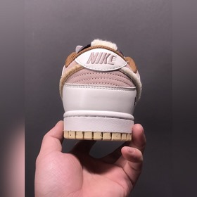 Nk Dunk Low Year of the Rabbit, тематика «Кролик», низкие кроссов