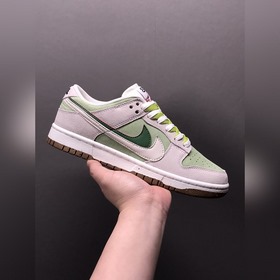 Nk SB Dunk Low 85 серый и красный с двойным логотипом SB низкие к
