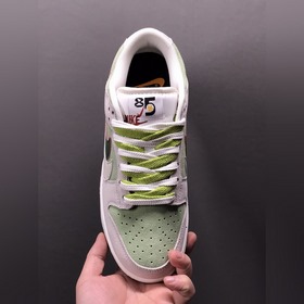 Nk SB Dunk Low 85 серый и красный с двойным логотипом SB низкие к