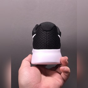 NIKE ROSHERUN NIKE TANJUN, легкие и дышащие кроссовки для бега, о