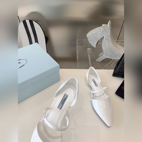 Новые весенние балетки Prada с открытым носком Логотип Prada укра