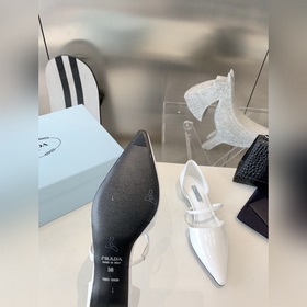 Новые весенние балетки Prada с открытым носком Логотип Prada укра