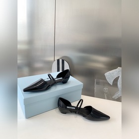 Новые весенние балетки Prada с открытым носком Логотип Prada укра