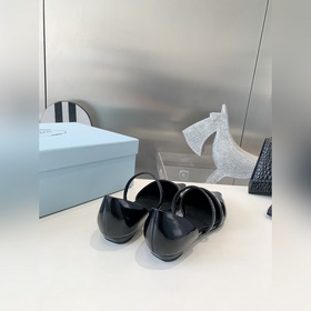 Новые весенние балетки Prada с открытым носком Логотип Prada укра