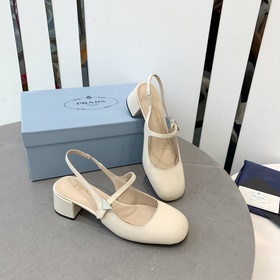 PRADA Новая коллекция весна-лето 2023 от Prada, впечатляет своим