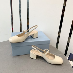 PRADA Новая коллекция весна-лето 2023 от Prada, впечатляет своим