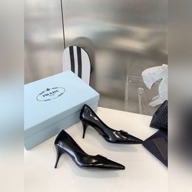 Заказ на покупку PRADA 2023 весна, новейшая и популярная серия, о